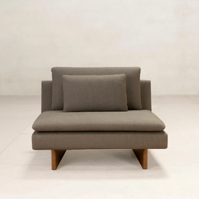 X-L-05-Armchair-Phantom-Hands-521833-relcc461d70.jpg